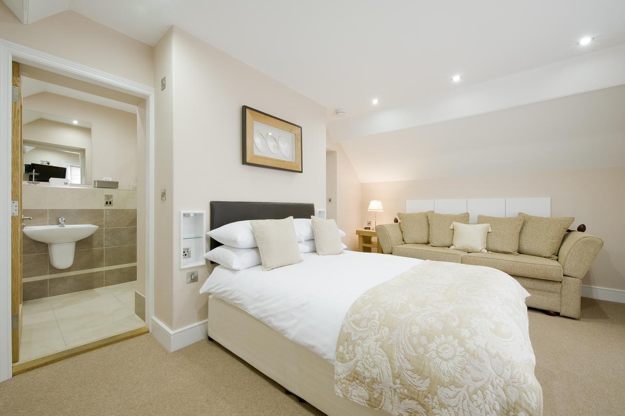 أبرديفي The Britannia Coaching Inn المظهر الخارجي الصورة